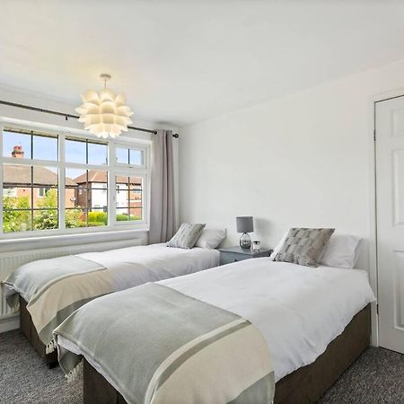 Bright & Spacious With Garden & Parking Nottingham Buitenkant foto